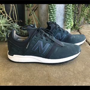 SALE - New Balance Women's Navy 247 Shoe